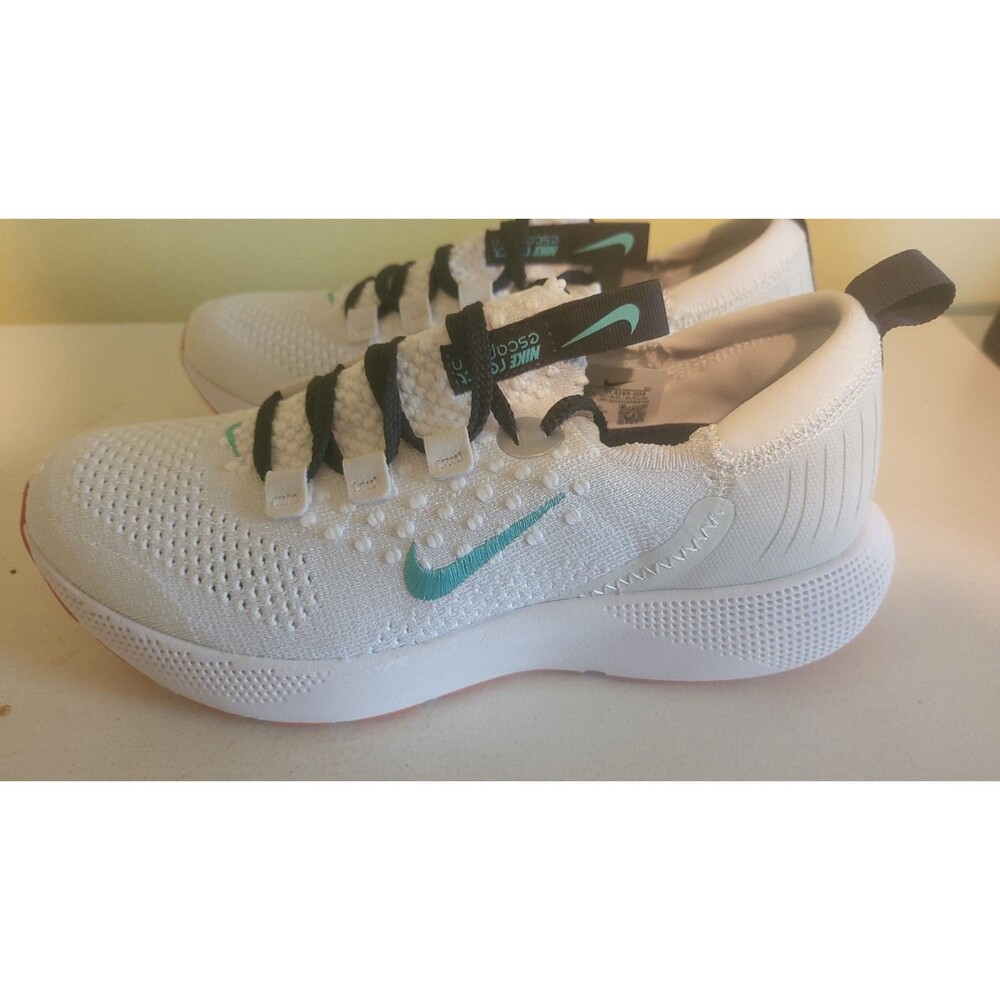 Nike React Womens White/Black/Green size 9 New No Box